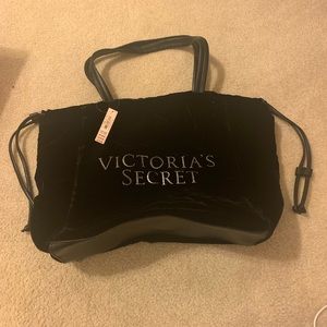 Victoria’s Secret Velvet Tote bag